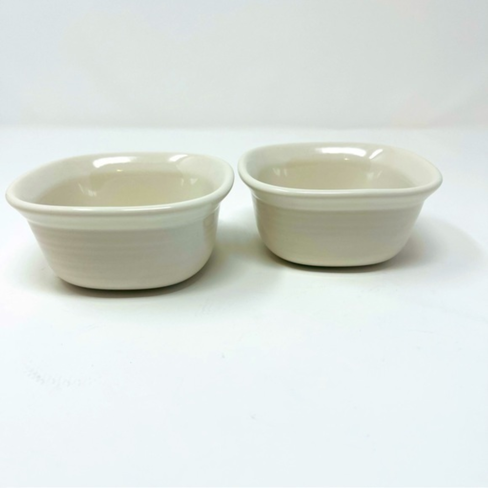 Corning Ware‎ Awt of 2 Stoneware Dessert / Ice Cream Bowls French White 2” High